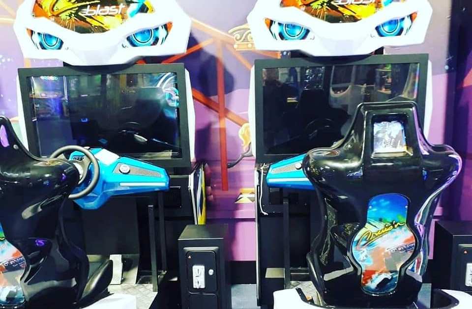 בבילון פארק & ג'אמפ — משחקיה לילדים בראש פינה