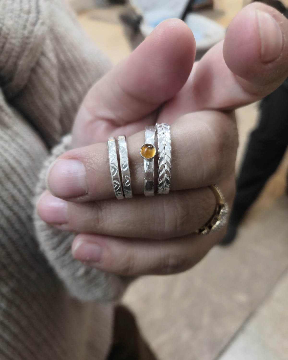 סדנאות צורפות ועיצוב תכשיטים — סדנאות אמנות, תמונה 2